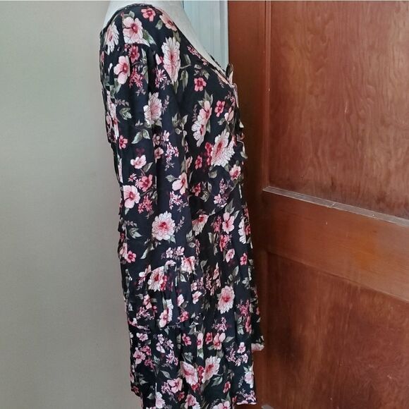 AMERICAN EAGLE dress black floral open back 3/4 sleeve ruffle viscose M - Picture 3 of 8